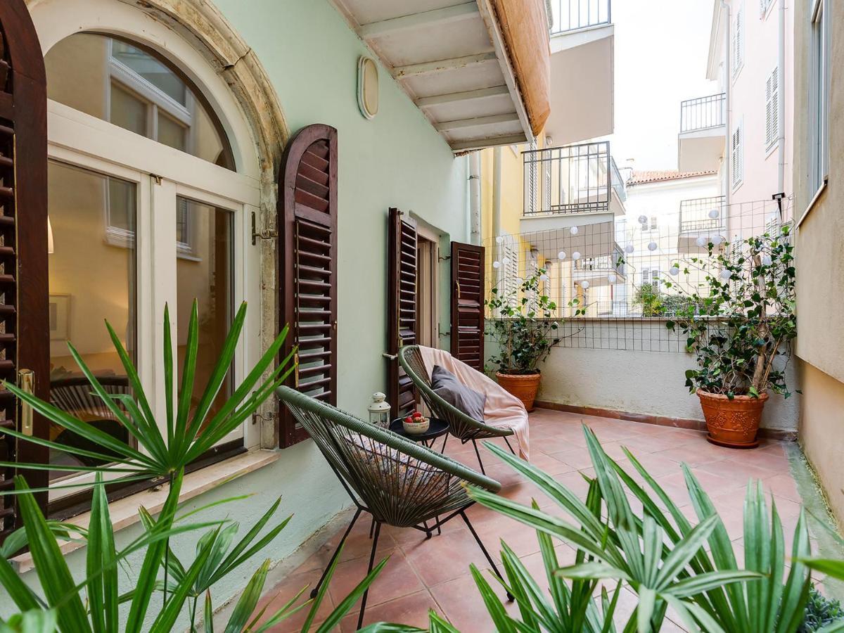 Apartment Anika Old Town Пореч Екстериор снимка