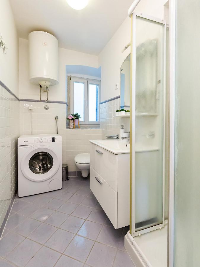 Apartment Anika Old Town Пореч Екстериор снимка